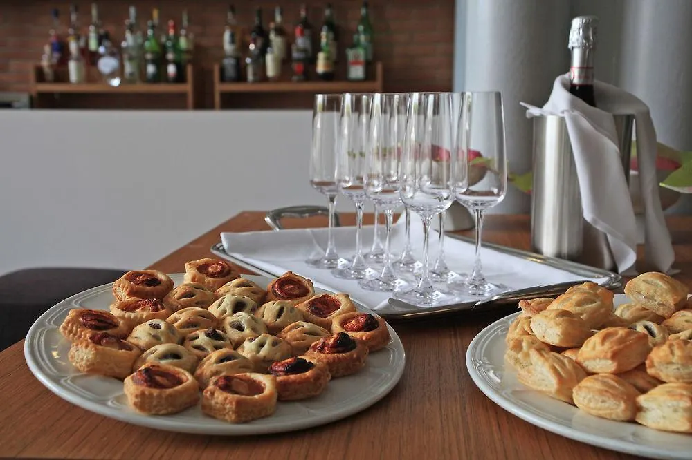 B&B Hotel Milano Cologno Studios Cologno Monzese 4*,  Italien