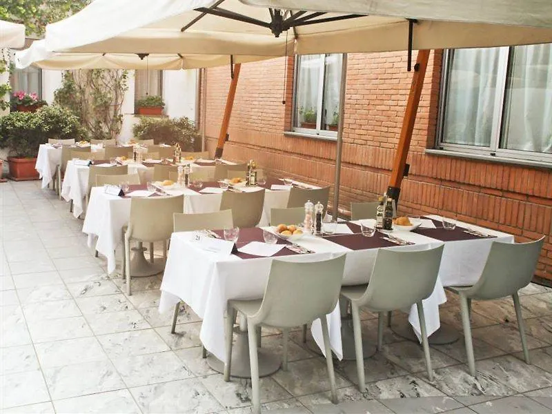 ****  B&B Hotel Milano Cologno Studios Cologno Monzese Italien